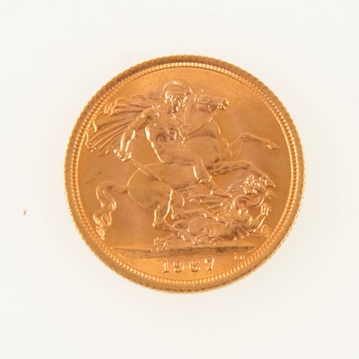 Lot 215 - Elizabeth II gold Sovereign coin, 1967, 8g.