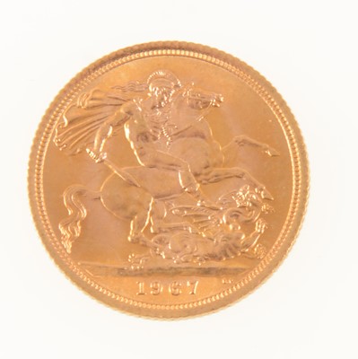 Lot 217 - Elizabeth II gold Sovereign coin, 1967, 8g.