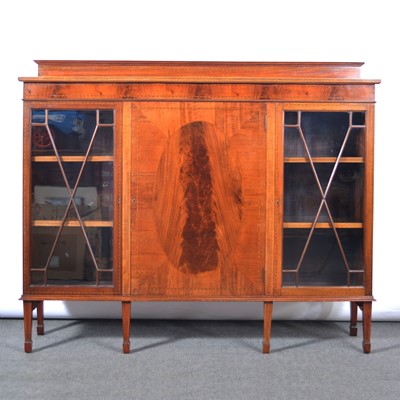 Lot 519 - Edwardian inlaid mahogany bookcase