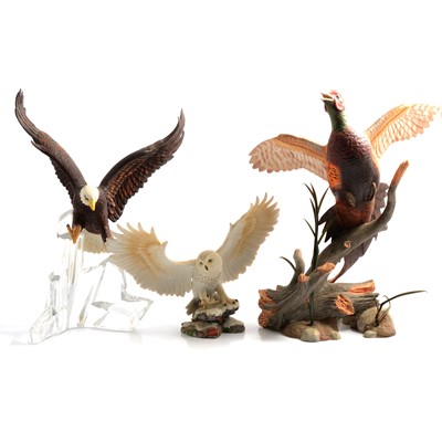 Lot 107 - Extensive collection of bird and animal models.