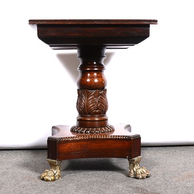 Lot 440 - Regency rosewood pedestal lamp table