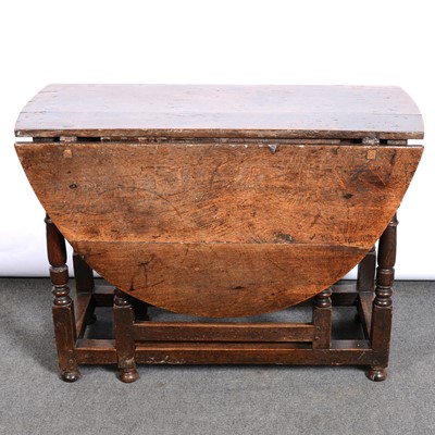 Lot 415 - Joined oak gate leg table