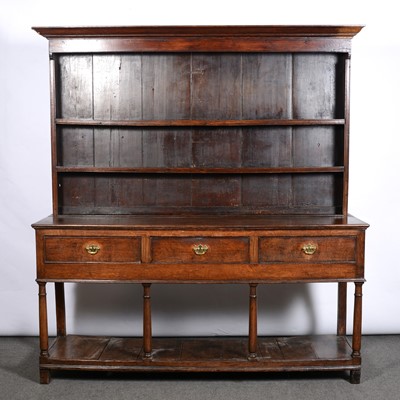 Lot 405 - Oak dresser