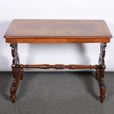 Lot 425 - Victorian walnut stretcher table