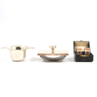 Lot 146 - Victorian silver quaich, Josiah Williams & Co, London 1897, and other small silver items.