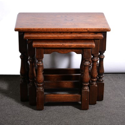 Lot 493 - Nest of three oak coffee tables