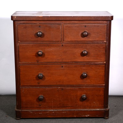 Lot 559 - Victorian mahogany chest of drawers