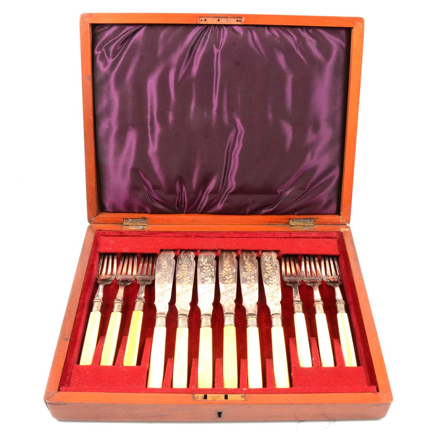 Lot 101 - Set of six silver plated fish knives and forks