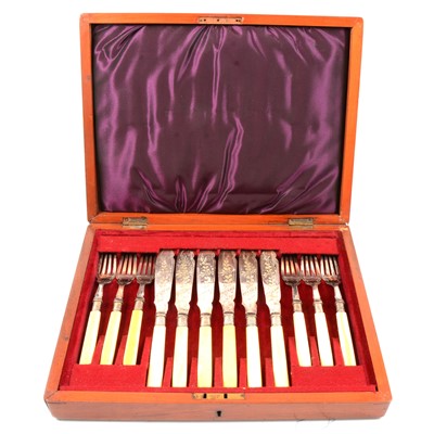 Lot 101 - Set of six silver plated fish knives and forks
