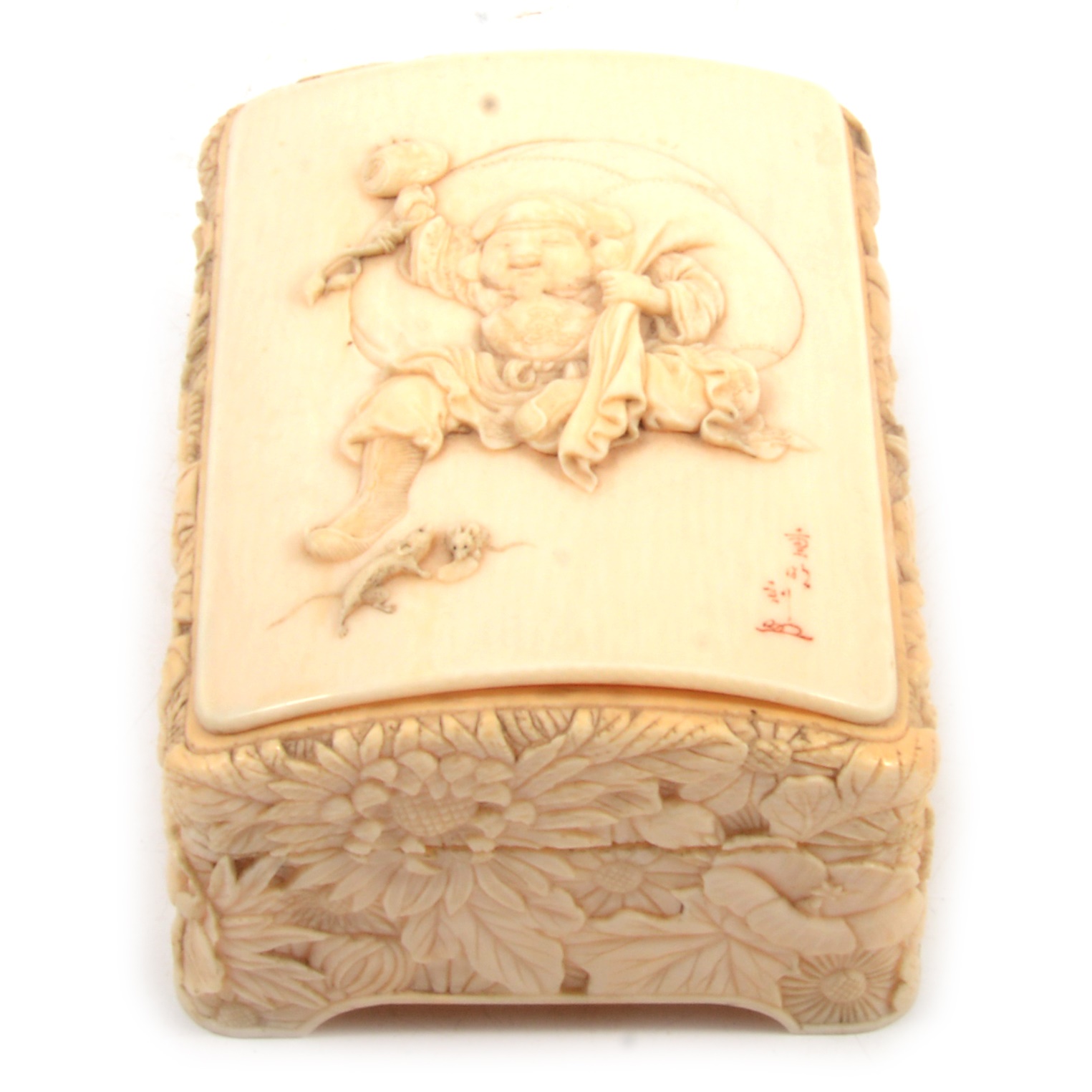 Lot 70 Japanese Carved Ivory Box Meiji