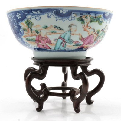 Lot 16 - Chinese polychrome bowl
