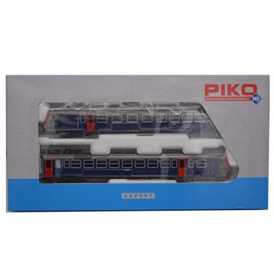 Lot 16 - Piko Expert HO gauge model railway locomotive set, ref 96414 Z2 Z9506 Ep. IV SNCF