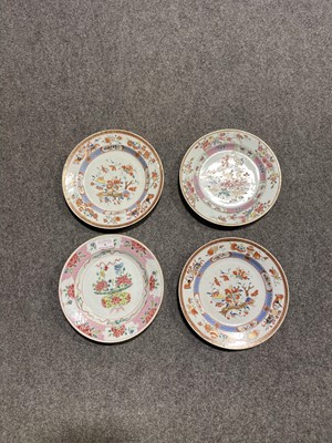 Lot 8 - Pair of Chinese soup plates and two famille rose plates