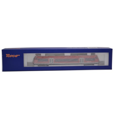 Lot 28 - Roco HO gauge model railway diesel locomotive, ref 63180 DBAG 650 008-6, boxed.