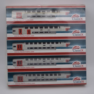 Lot 45 - Classix HO gauge model railways, a set of five bi-level passenger coaches, M6B 'Luxembourg'