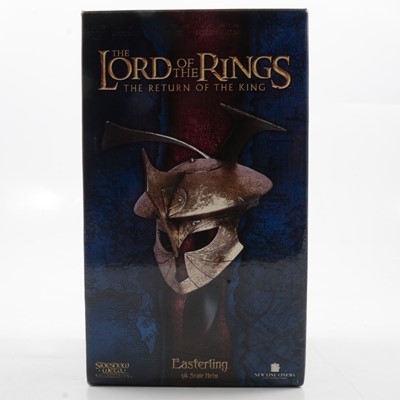 Lot 226 - Sideshow Weta Collectibles, 1:4 scale Lord of the Rings Easterling helmet