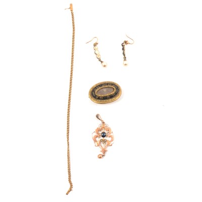 Lot 149 - An In Memoriam brooch, pendant, bracelet and earrings.