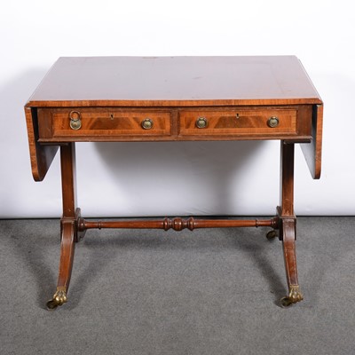 Lot 438 - Reproduction mahogany sofa table