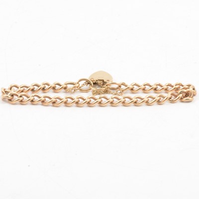 Lot 325 - A 9 carat yellow gold curb link bracelet.