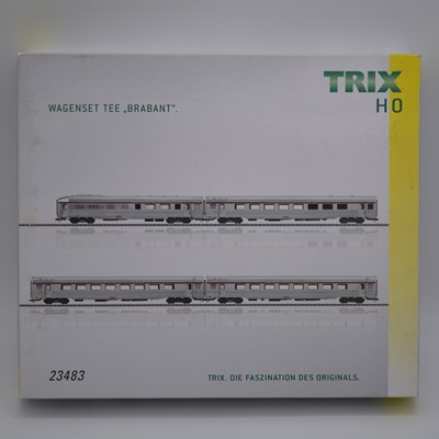 Lot 61 - Trix HO model railways set, ref 23483 Wagenset TEE 'Brabant', 4-car set