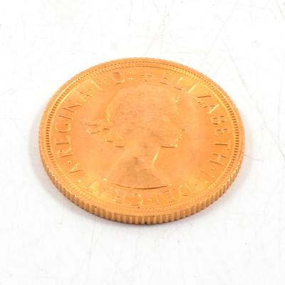 Lot 345 - Elizabeth II gold Sovereign, 1967