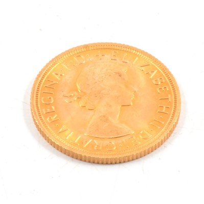 Lot 348 - Elizabeth II gold Sovereign, 1967