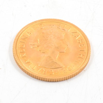 Lot 357 - Elizabeth II gold Sovereign, 1967