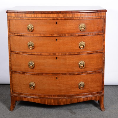 Lot 403 - William IV mahogany bow-front chest of drawers