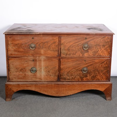 Lot 361 - Large George III mahogany chest of drawers