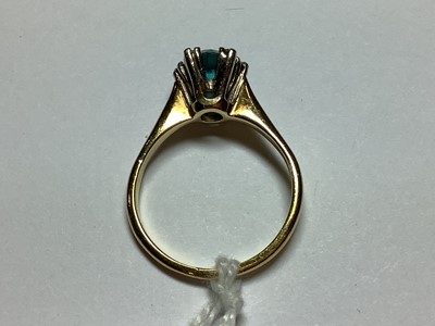 Lot 45 - A heat treated blue zircon ring and diamond ring.