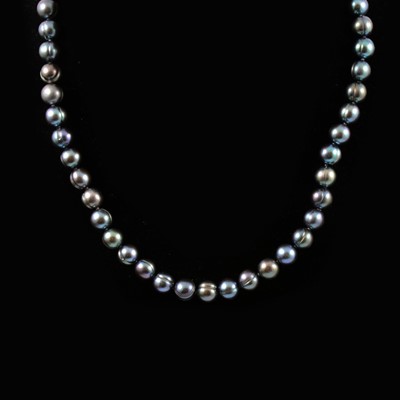 Lot 180 - Twenty-seven cultured pearl, freshwater pearl and tumblestone necklaces