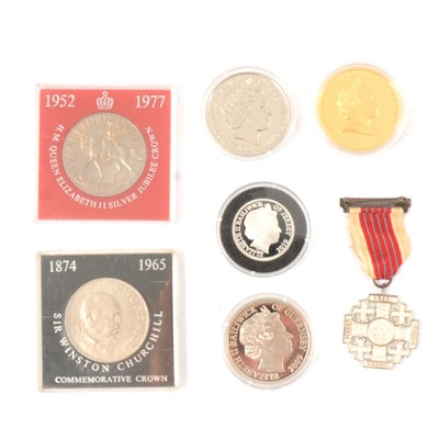 Lot 218 - A Jerusalem Pilgrims medal and £5 coins and commemorative coins.