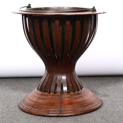 Lot 394 - Continental mahogany jardinière