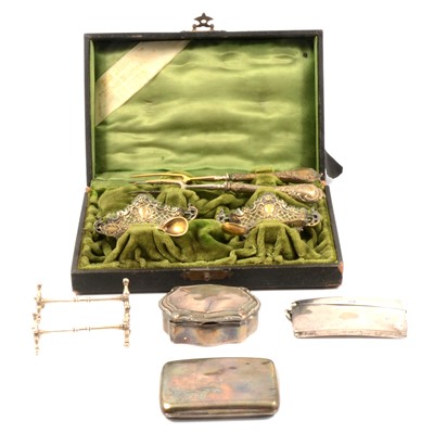 Lot 161 - German white metal salts, spoons and pickle forks, and small silver items.