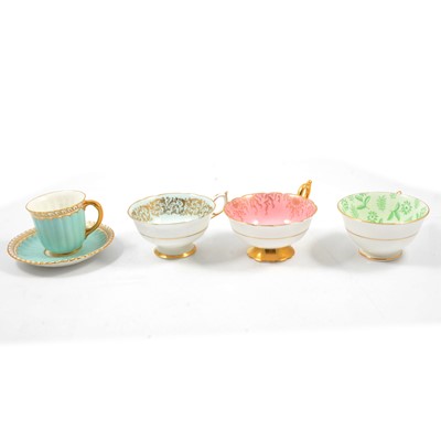 Lot 26 - Quantity of decorative tea and table ware
