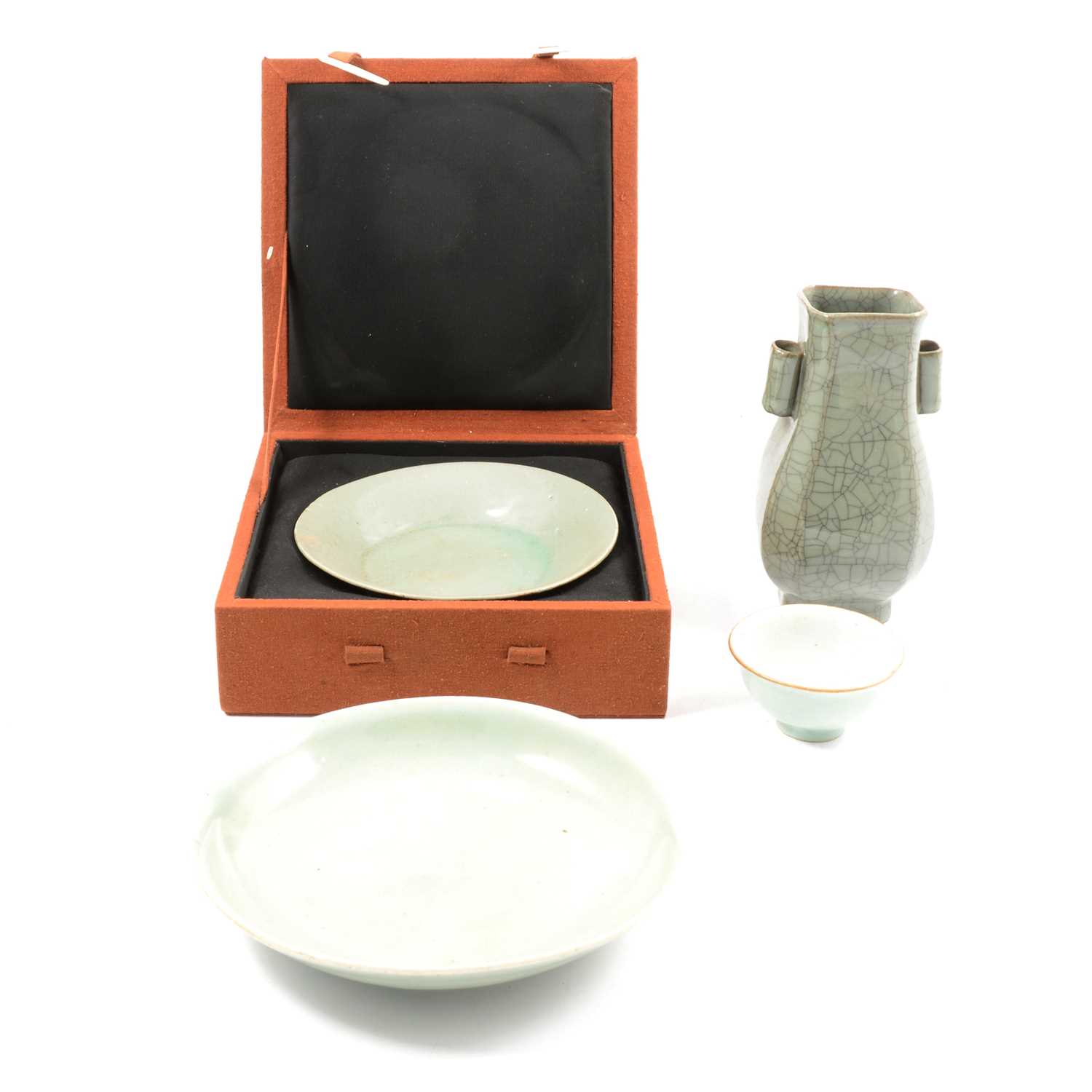 Lot 25 - Song inspired crackle glazed vase, two celedon shallow dishes, and a teabowl.