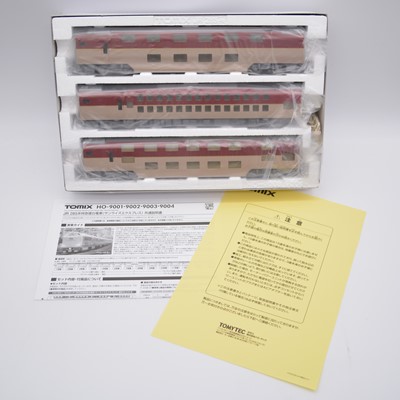 Lot 290 - Tomix HO model railway set, ref HO-9003 JR 285 sleeping car series 'Sunrise Express', boxed.