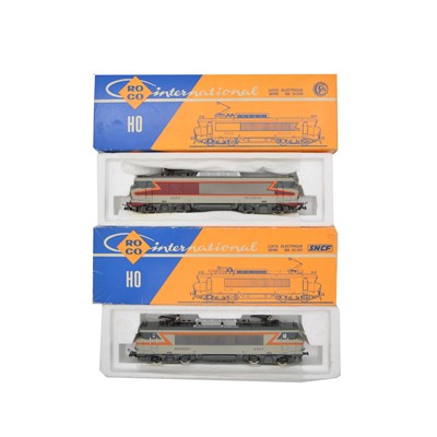 Lot 183 - Roco HO gauge model railway diesel locomotives 04167A and 43487