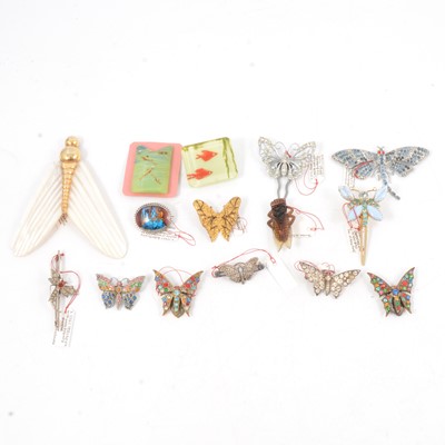 Lot 222 - Fifteen vintage butterfly and insect brooches and clips.