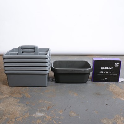 Lot 265 - Two boxes of various cleaning equipment.