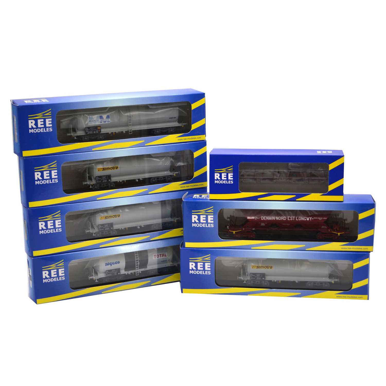 Lot 269 - Seven Ree Modeles HO gauge model railway