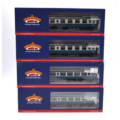 Lot 595 - Four Bachmann OO gauge model railway passenger coaches