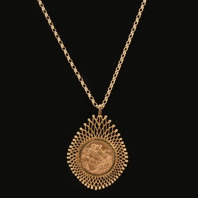Lot 66 - A Gold Full Sovereign pendant and chain.