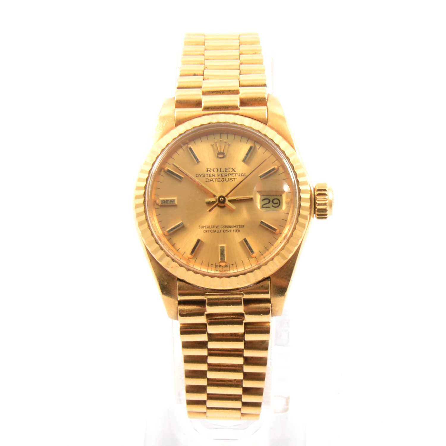 261 - Rolex - a lady's Oyster Perpetual Datejust, 18 carat gold.