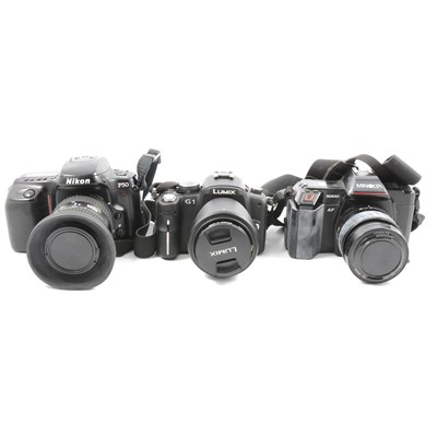 Lot 115 - Digital and film SLR cameras; including Lumix digital DMC-G1 G1 camera etc