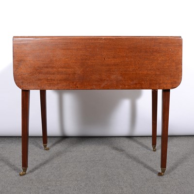 Lot 335 - Victorian mahogany Pembroke table