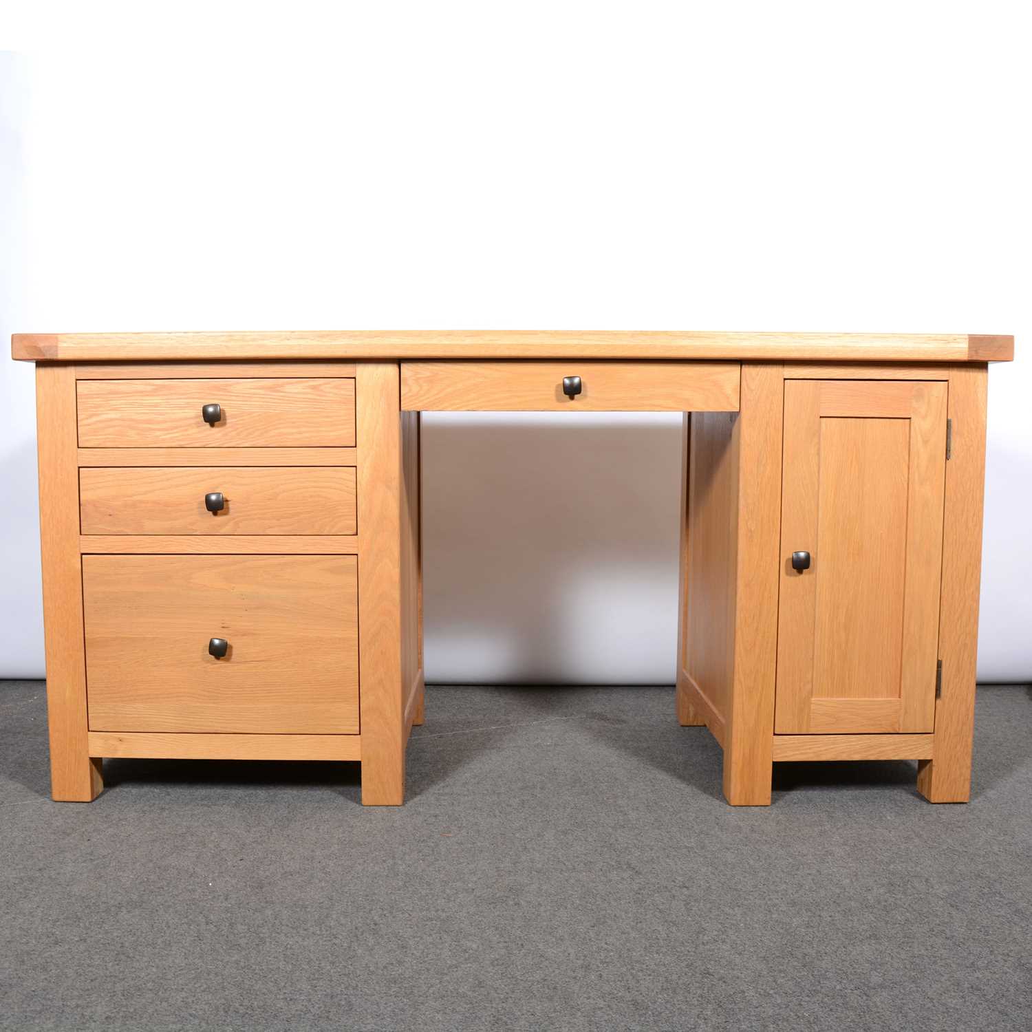 Lot 363 - Modern light oak office desk