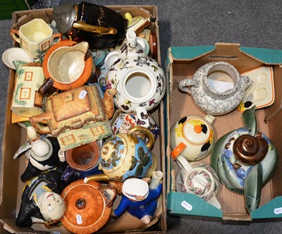 Lot 54 - Collection of novelty teapots