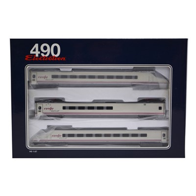 Lot 348 - Electrotren HO gauge model railway 3-car set, ref E3409 Unidad Alaris 490 series Renfe