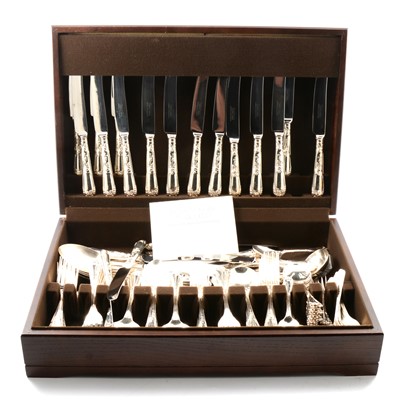 Lot 117 - Canteen of silver plated cutlery
